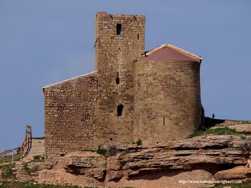 VISTA ESTE. EL BSIDE ES UN CUBO DE MURALLA